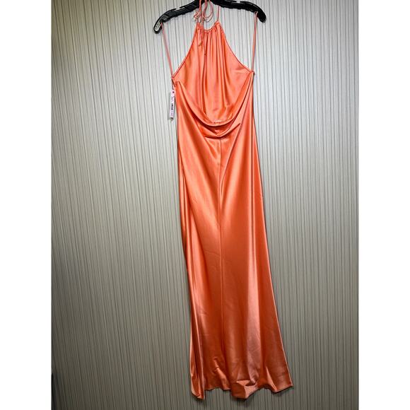 Alice + Olivia Zumi Open Back Halter Maxi Dress in Coral Sunset Size 8 - Picture 3 of 10
